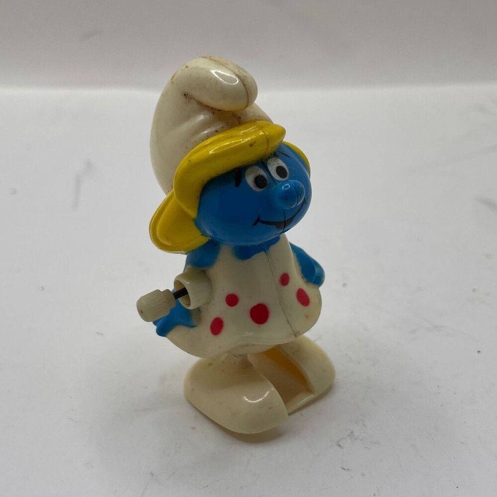 1982 Smurfs Smurfette Wind-Up Walking Galoob Made in Hong Kong Vintage Figure